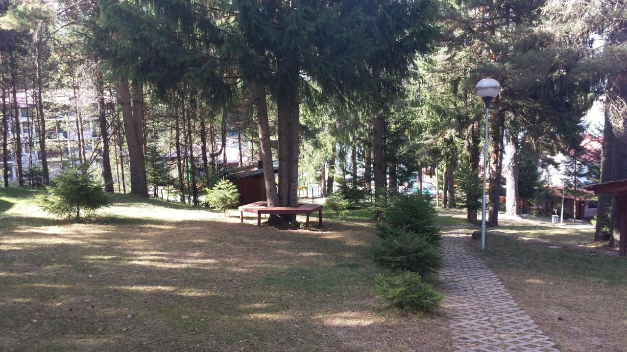 Ваканционно Селище Ива Сирніца Екстер'єр фото