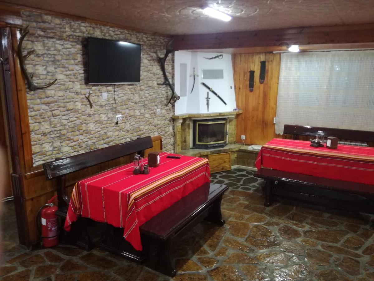 Ваканционно Селище Ива Сирніца Екстер'єр фото